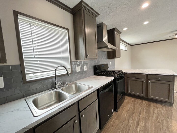 Building Photo - 3701 2nd St