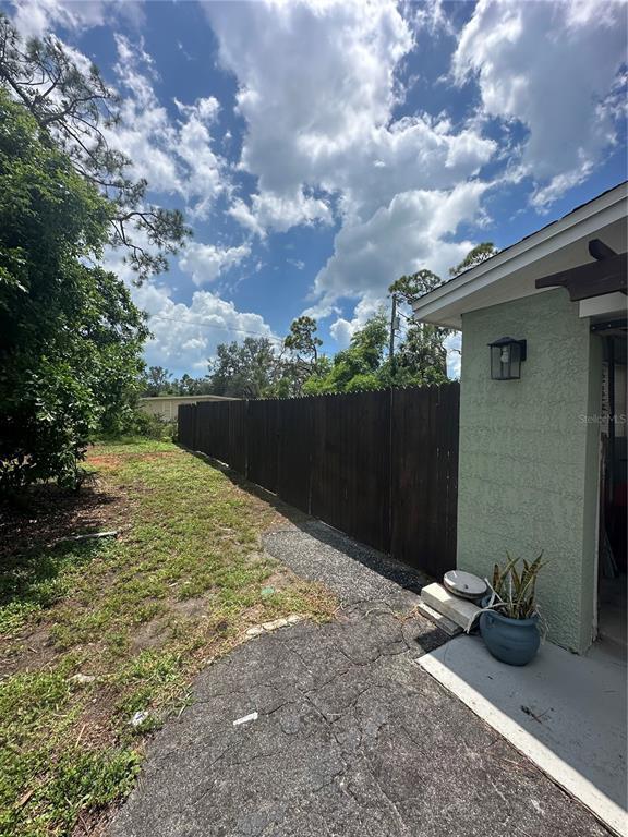 Building Photo - 50 Euclid Ave