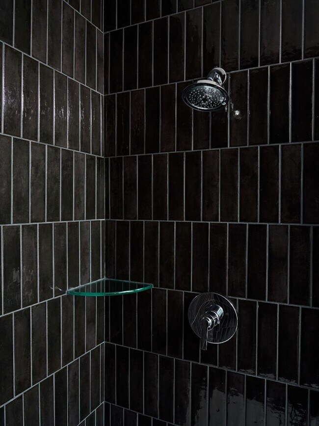 Building Photo - Tributary 50 Unit 209