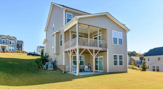 Building Photo - 1106 Bromby Ave