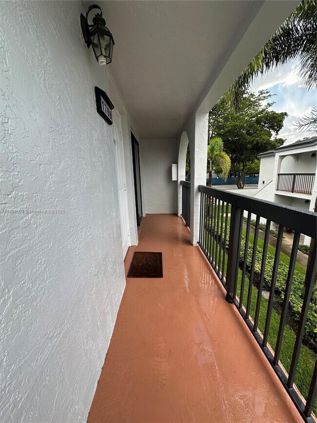 Building Photo - 18224 Mediterranean Blvd