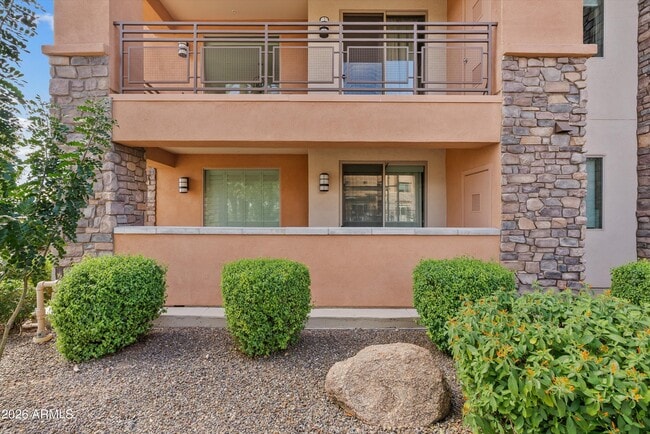 Building Photo - 4805 N Woodmere Fairway