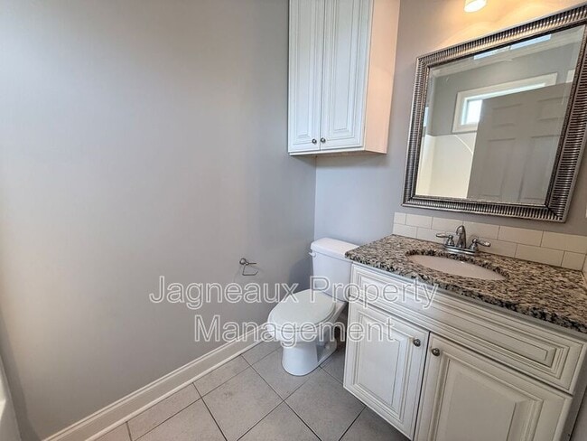 Building Photo - 108 Shallowford Dr