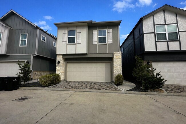 Building Photo - 3113 Moontide Ln
