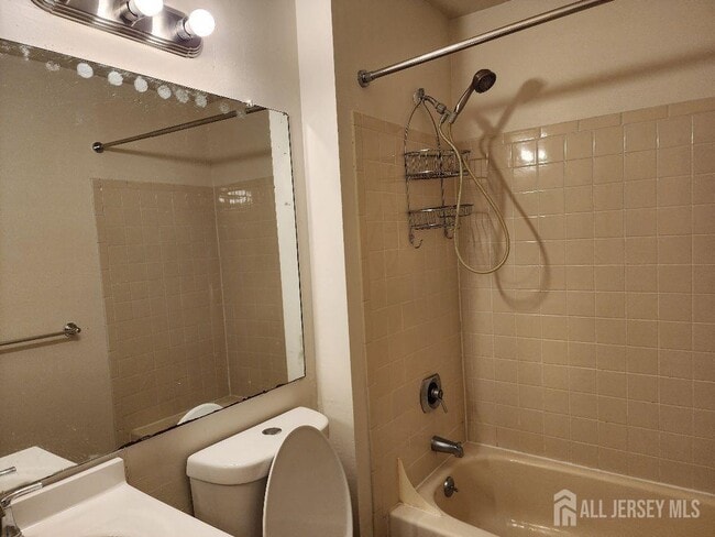 Building Photo - 4 Covington Ct