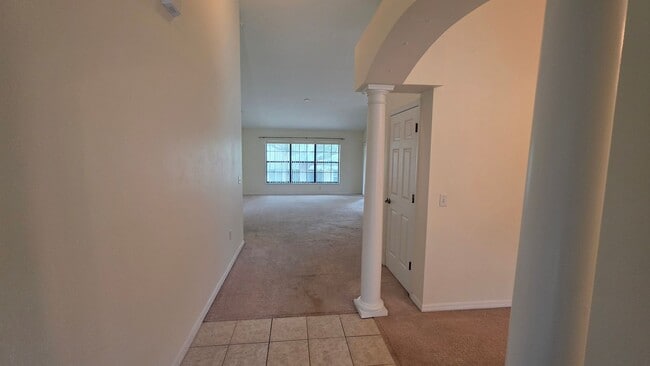 Building Photo - 4659 Treasure Cay Rd