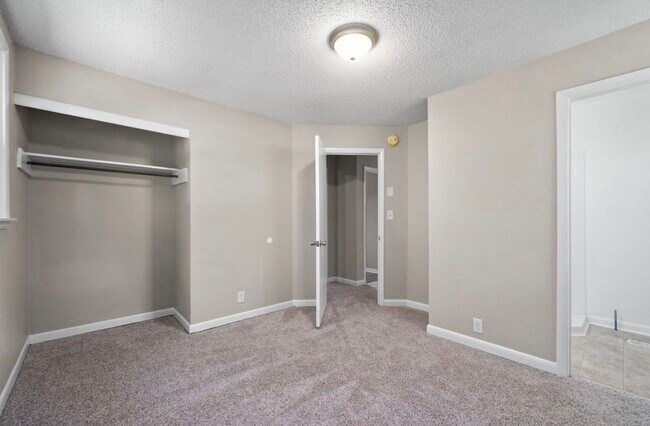 Building Photo - 131 Brandywine Dr