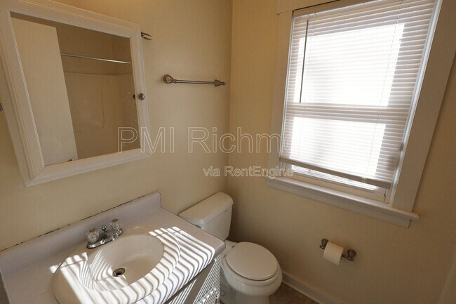 Building Photo - 11137 Granada Rd