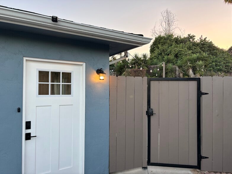 Front door and access to patio - 6421 Gary Ct