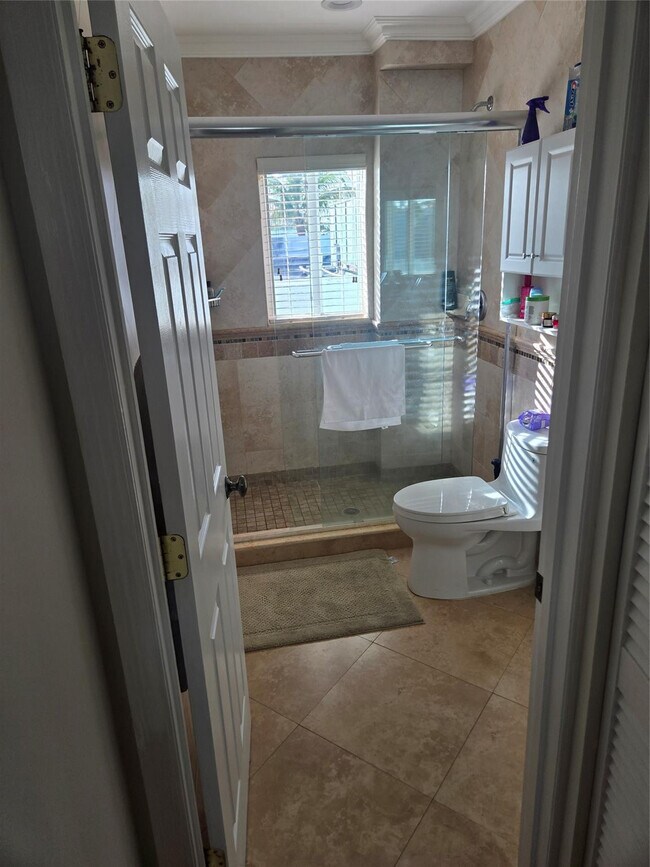 Building Photo - 108.5 Commercial Blvd