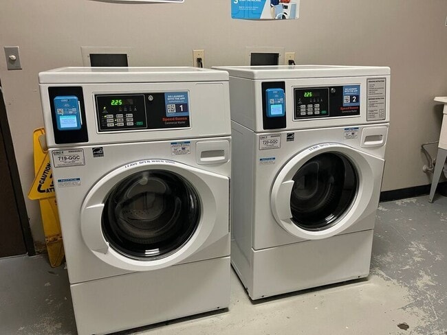 Building Photo - 1341 58th Ave