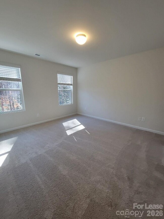 Building Photo - 6941 Calton Ln