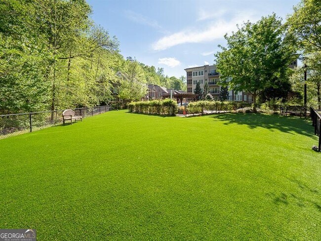 Building Photo - 900 River Vista Drive