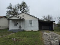 Building Photo - 806 Seymour