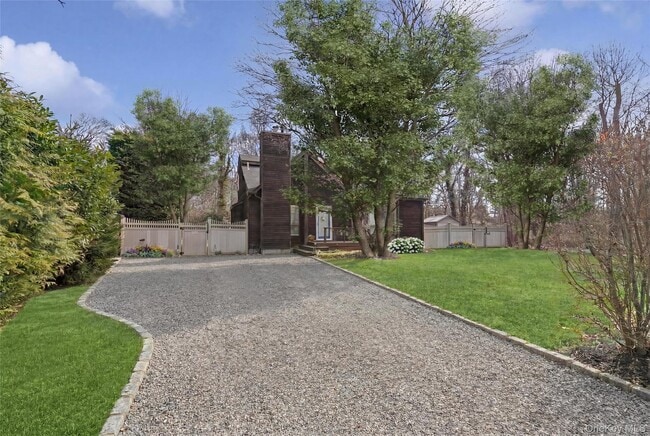 Building Photo - 131 Lewis Rd