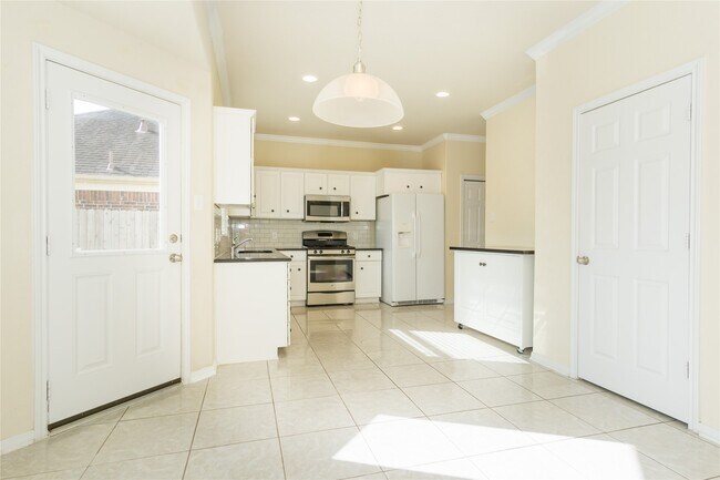 Building Photo - 2535 Elm Crossing Trail