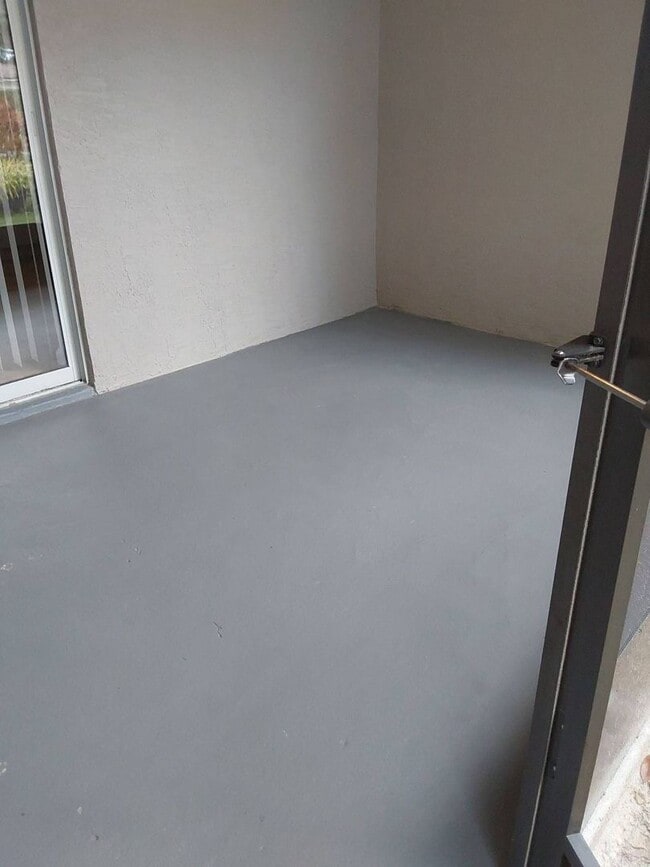 Building Photo - 21 Prospect Ln