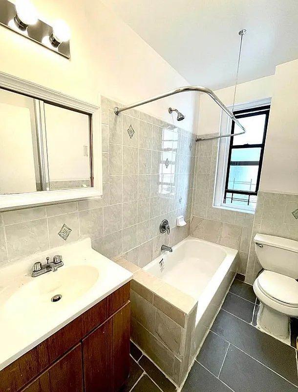 Building Photo - 1 bedroom in NEW YORK NY 10040