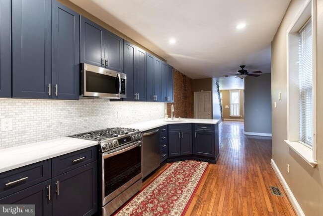 Building Photo - 1025 S Hanover St