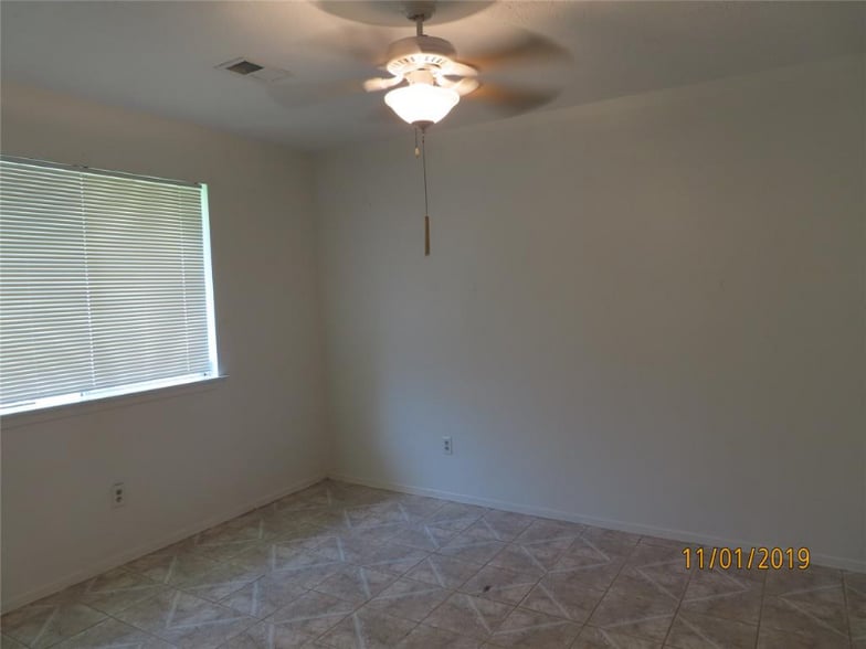 Building Photo - 1411 Warwick Walk Ln