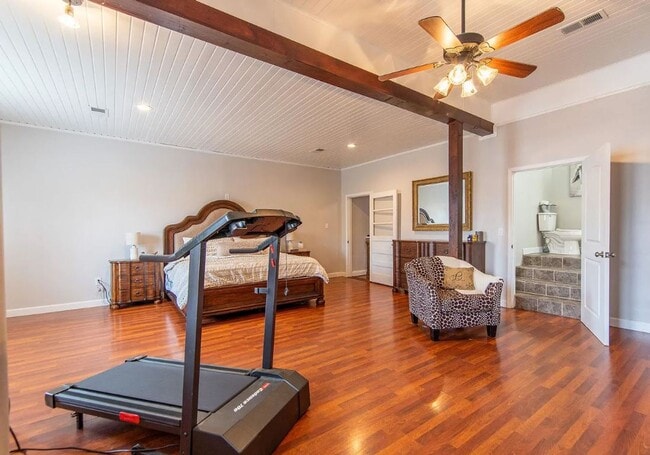 Building Photo - Gorgeous 4 Bedroom Home in Adamsville