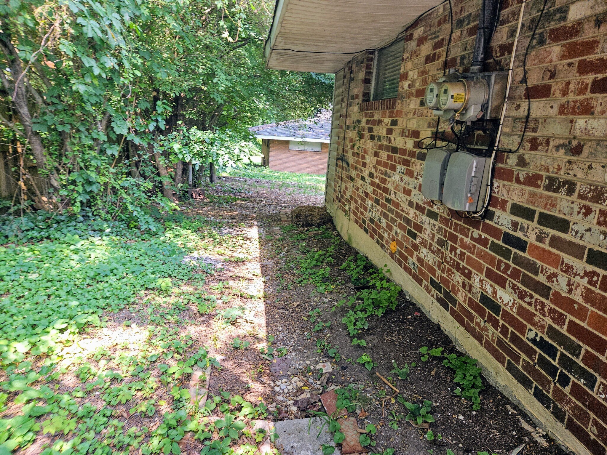 Building Photo - 359 Glenwood Dr