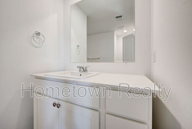 Building Photo - 9729 NW 124th St