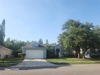 Building Photo - 13489 Falcon Pointe Dr