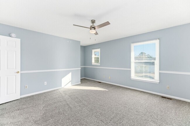 Building Photo - Beautiful Home West Ashely