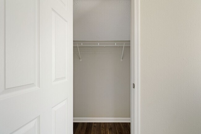 Building Photo - 118 Lancaster Gate Pl