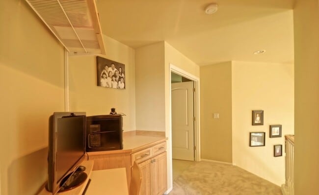 Building Photo - An Elegant impeccably maintained home with...