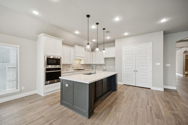 Building Photo - 12502 Kinmundy Ln