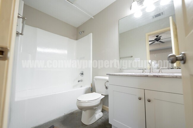 Building Photo - 1125 Wineberry Rd
