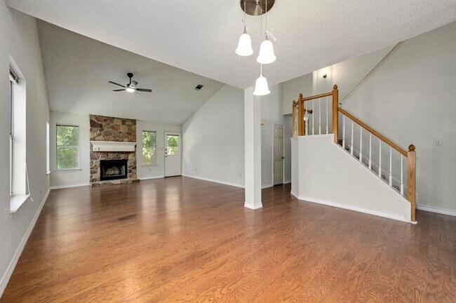 Building Photo - 9312 Silk Oak Cove