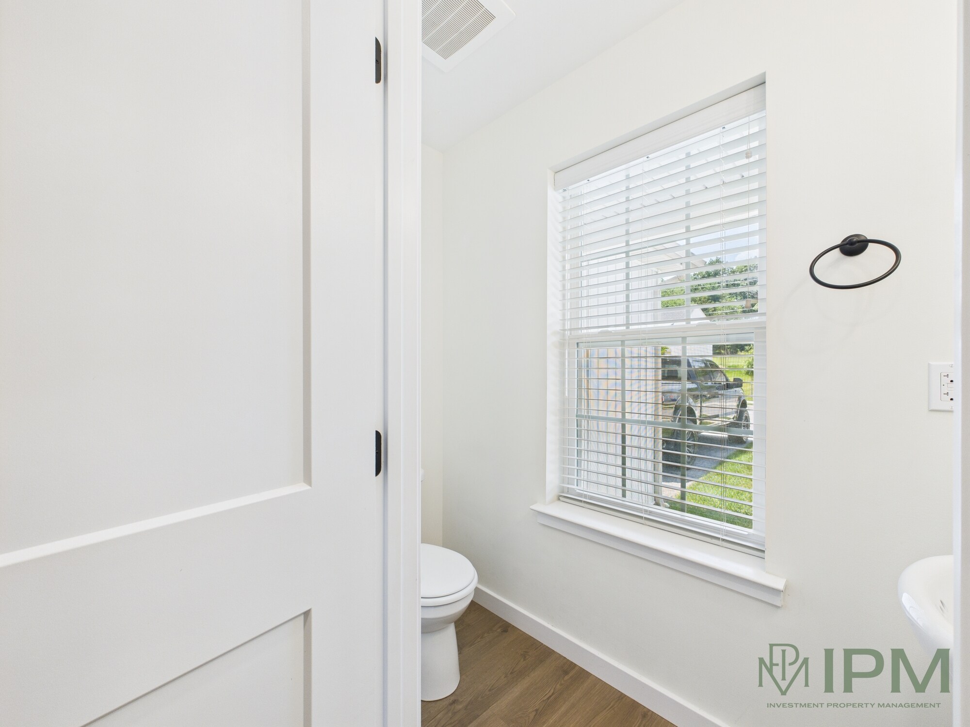 Building Photo - 2585 Emma Ln