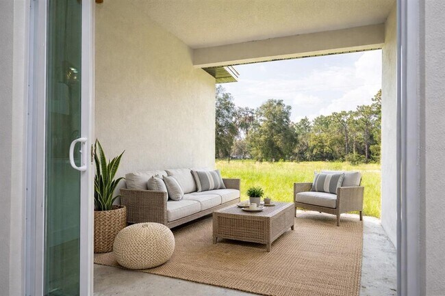 Building Photo - 6671 SW 151 Loop