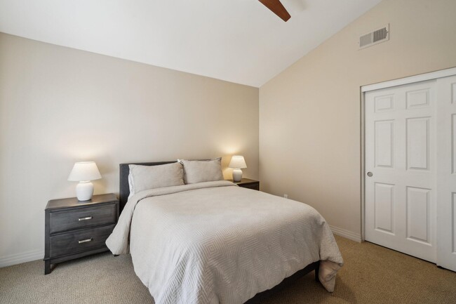 Building Photo - 45450 Desert Fox Dr