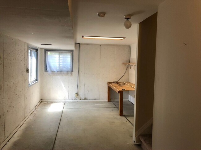 Building Photo - 3 Bedroom House on Quiet Cul-de-sac in Broomfield