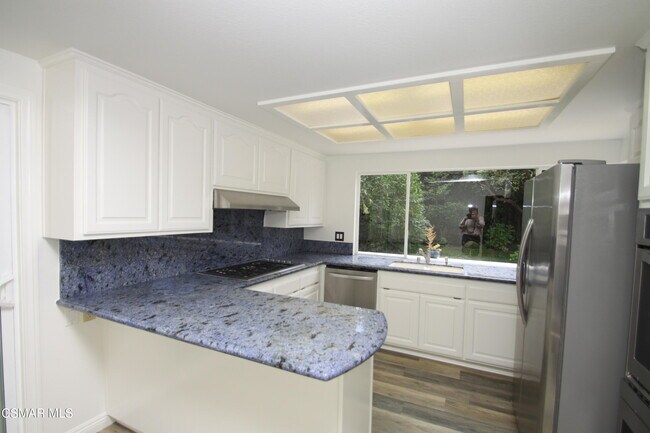 Building Photo - 1543 Covington Ave