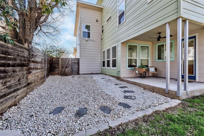 Building Photo - 1716 Adina St