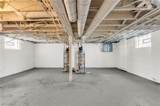 Building Photo - 8906 Jeffries Ave