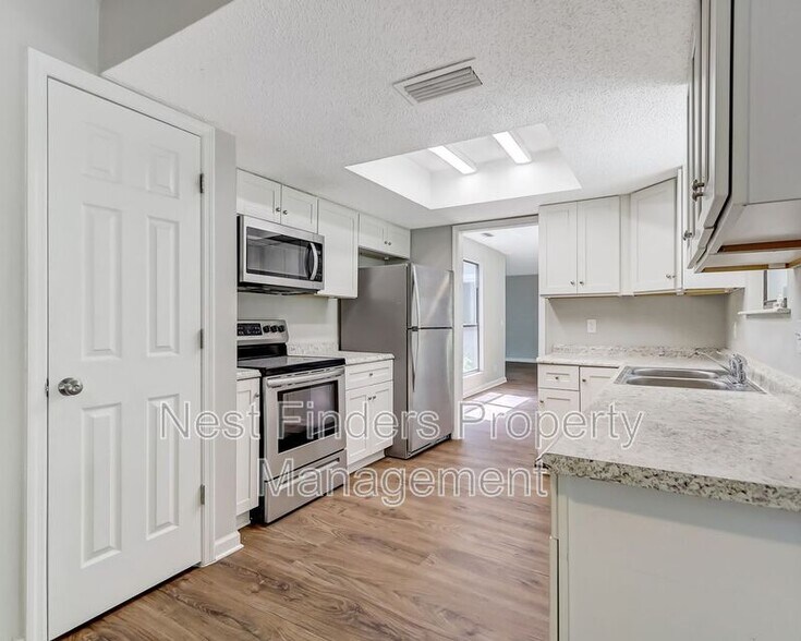 Building Photo - 10829 Cheatham Trail