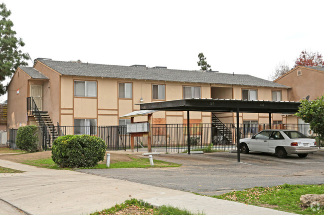 Building Photo - Castaway Apartments