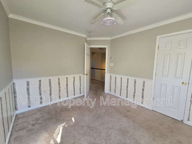 Building Photo - 2520 Post Oak Dr