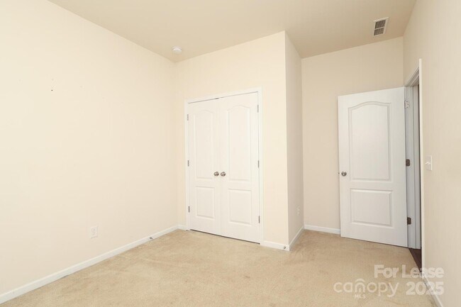 Building Photo - 1516 Sunflower Field Pl