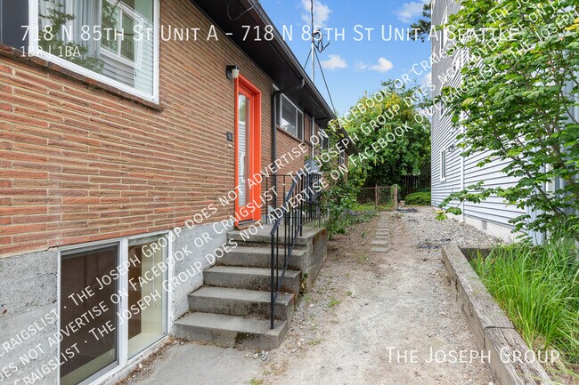 Building Photo - 718 N 85th St