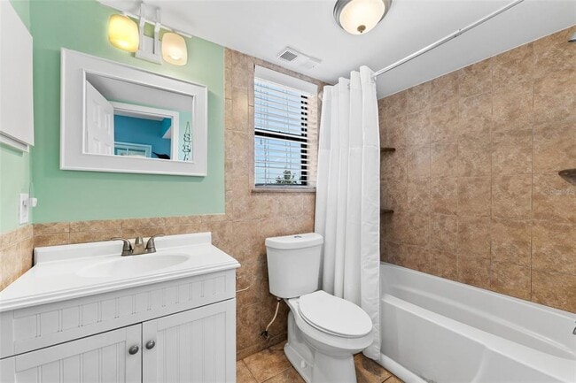 Building Photo - 13514 Garris Dr