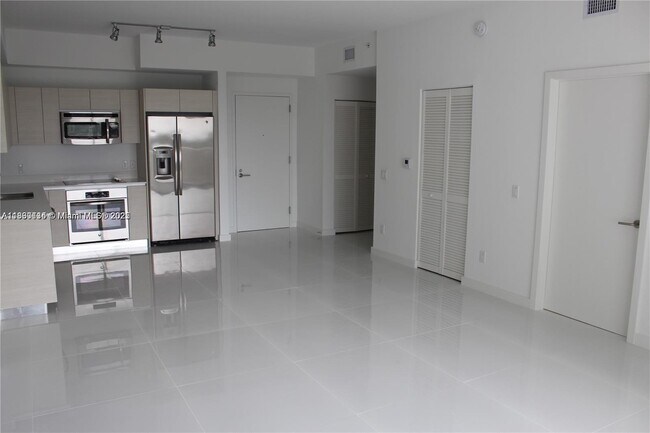 Building Photo - 4250 Biscayne Blvd