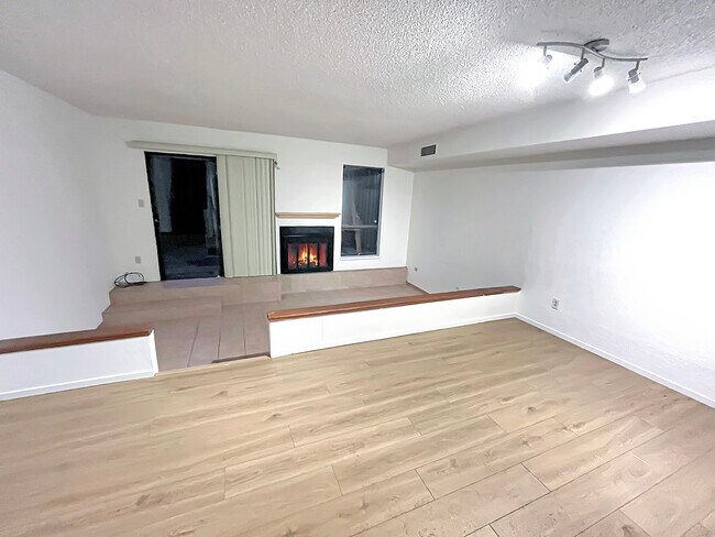 Building Photo - 4195 Baker Ln