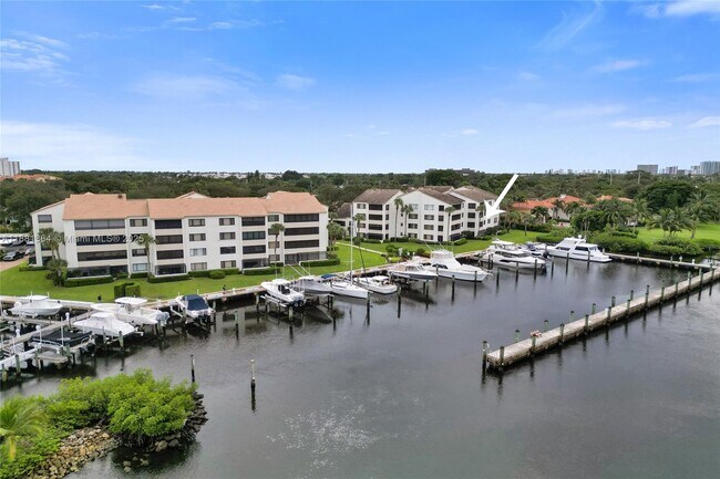 Building Photo - 925 Oak Harbour Dr